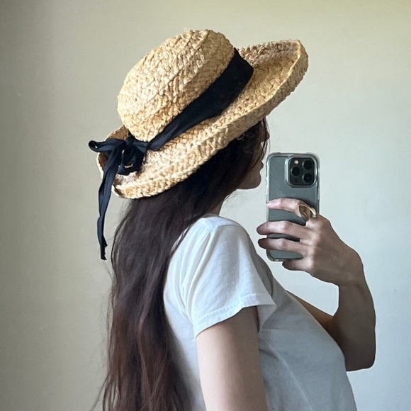 Helen Kaminski Accessories - Straw 100% Rafia Straw‎ Summer Woven Hat Black Bow Accent